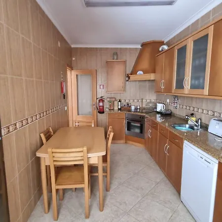 Paradise Πανσιόν