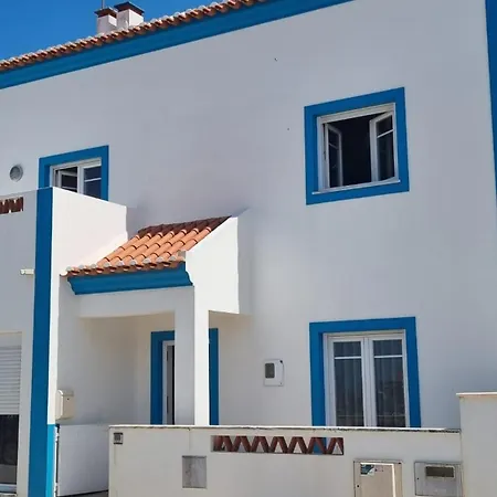 Paradise Πανσιόν *