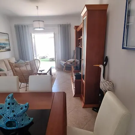 Πανσιόν Paradise *