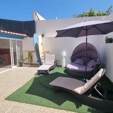 Paradise Πανσιόν *