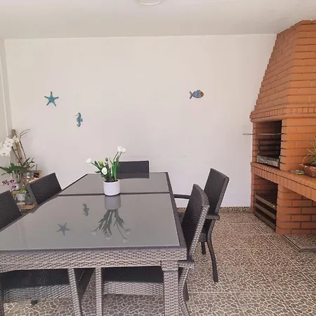 Πανσιόν Paradise *